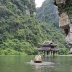 HOA LU TAM COC MUA CAVE 1 DAY TRIP BY LIMOUSINE 9