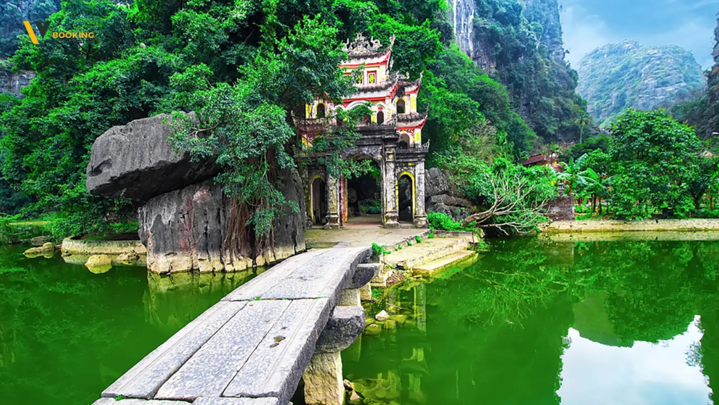 What is special about travel in Ninh Binh in 2024?