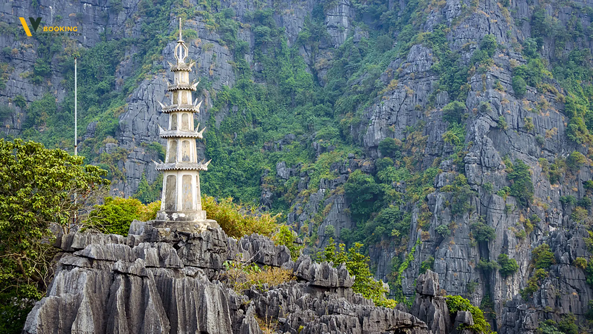 Mua Cave Pagoda