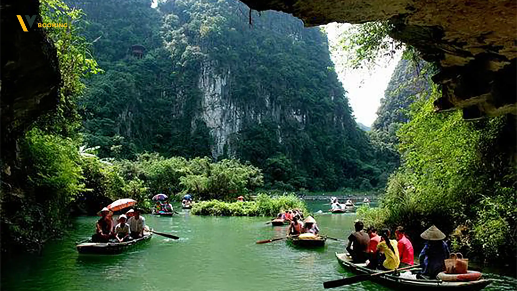 route to visit trang an by boat number 3