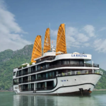 LA-REGINA-CRUISE-1- Bookingvietnamtour