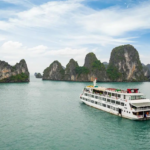 LA-REGINA-ROYAL-CRUISE-1- Bookingvietnamtour