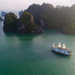 SIGNARURE-CRUISE-2- Bookingvietnamtour