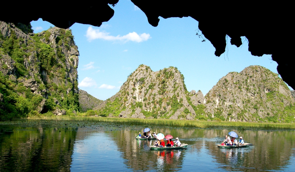 Hoa Lu Tam Coc 1 Day Trip By Limousine 10