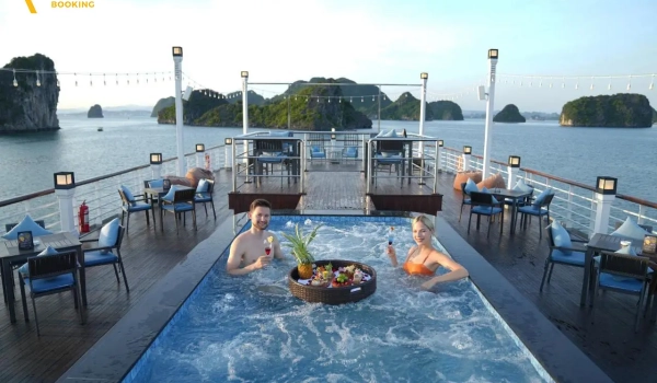 Paradise-Grand-Cruise-17- Bookingvietnamtour